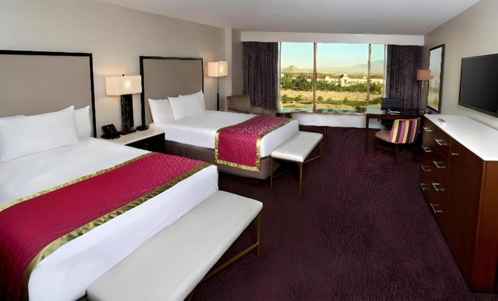 Resort Suncoast And Casino
