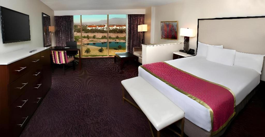Suncoast And Casino