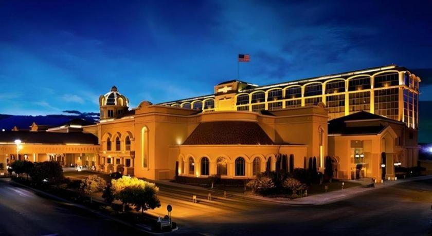Resort Suncoast And Casino 4*