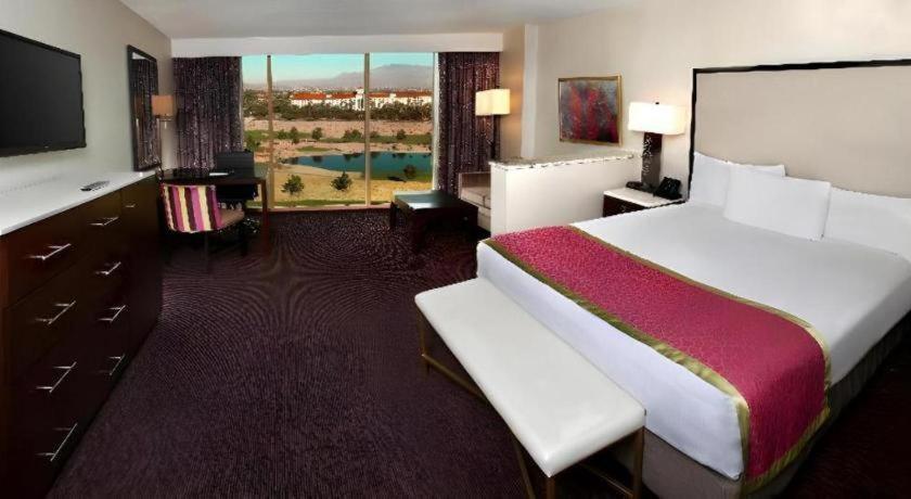 Suncoast And Casino Resort Las Vegas