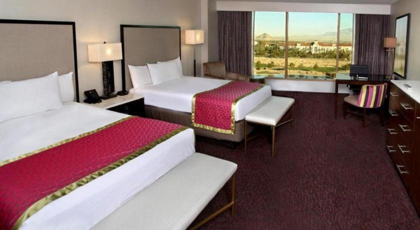 Resort Suncoast And Casino