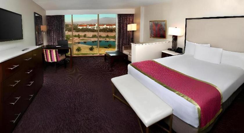 Suncoast And Casino Las Vegas