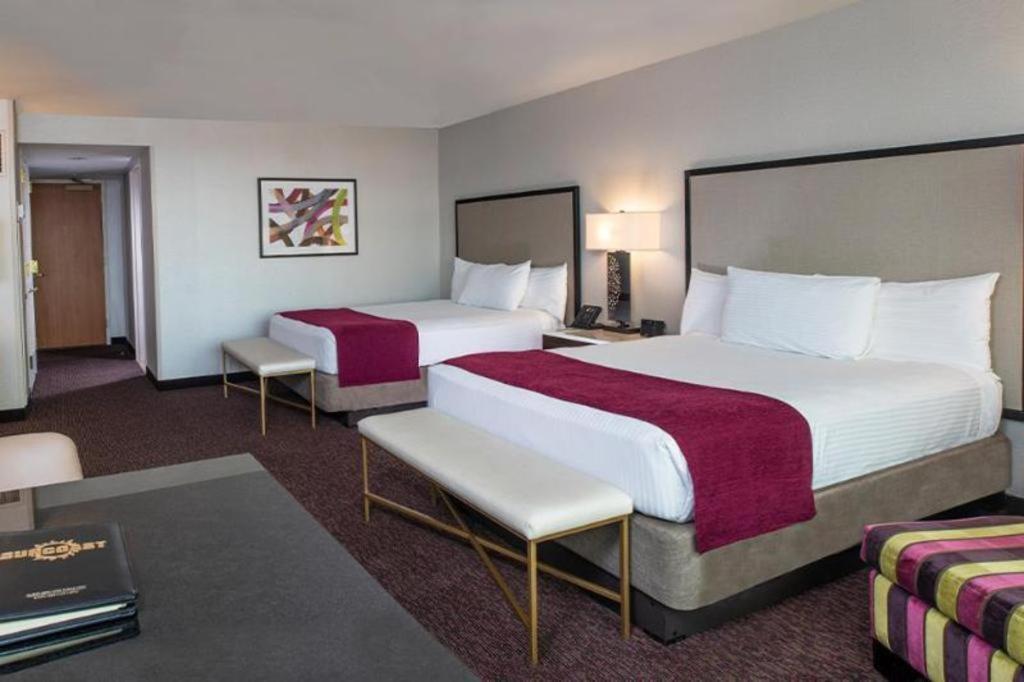 Suncoast And Casino Resort