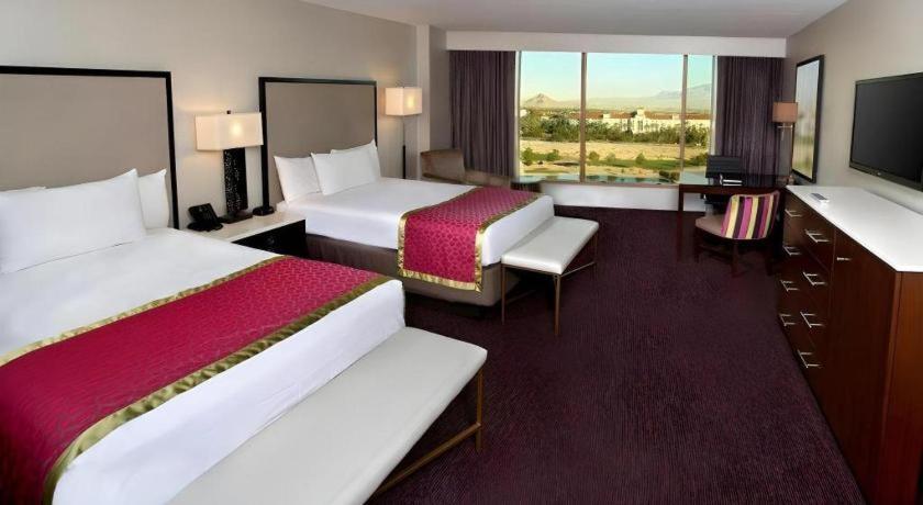 Resort Suncoast And Casino