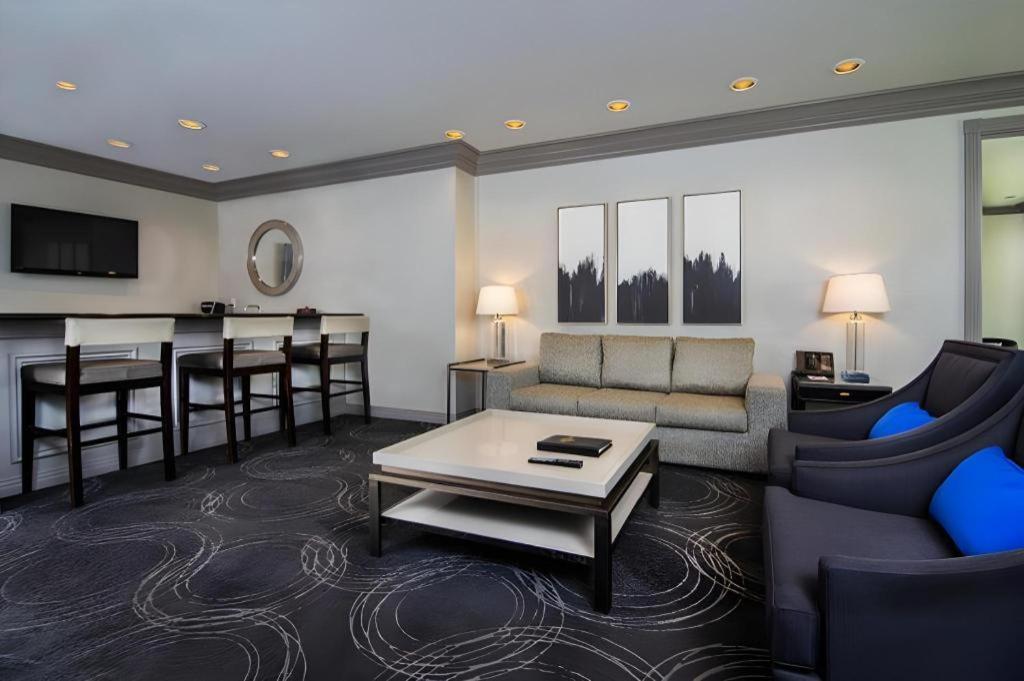 Suncoast Y Casino Resort