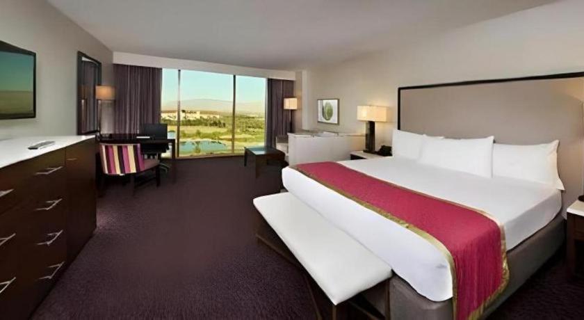 Suncoast Y Casino Resort